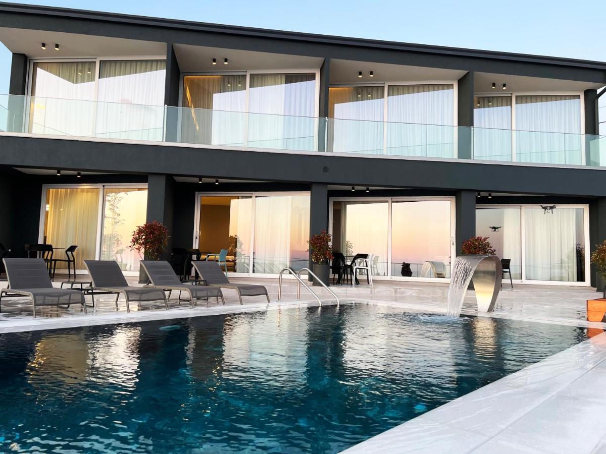 Casa Del Sol - Luxury Villas Himare Exterior photo